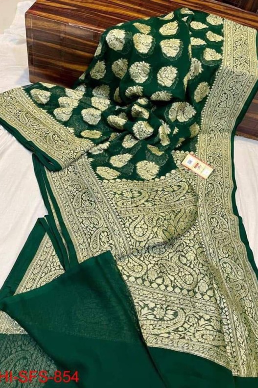 Aamazing Pure Banarasi Georgette Rich Pallu saree.