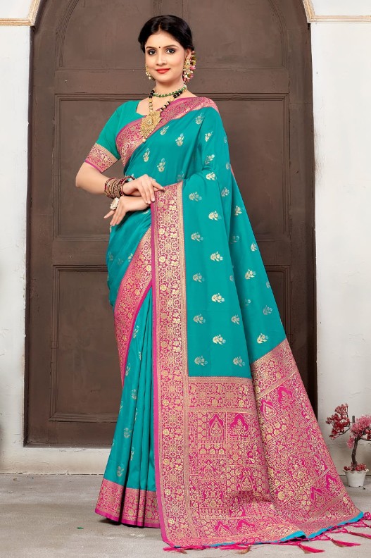 Exclusive Rama green & Pink Banarasi Silk Rich Pallu Saree With Fancy Tessels.