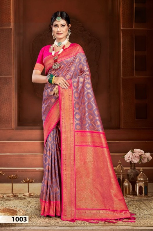 Tradional Indian Pure Banarasi Silk Rich Pallu Saree With Tessels