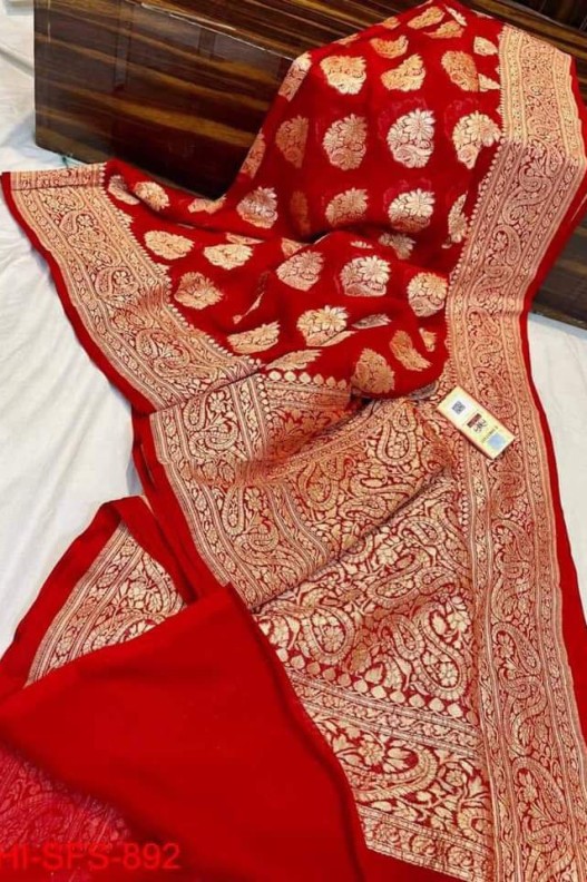 Aamazing Pure Banarasi Georgette Rich Pallu saree.