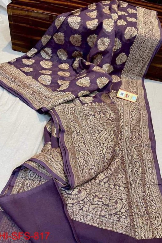 Aamazing Pure Banarasi Georgette Rich Pallu saree.