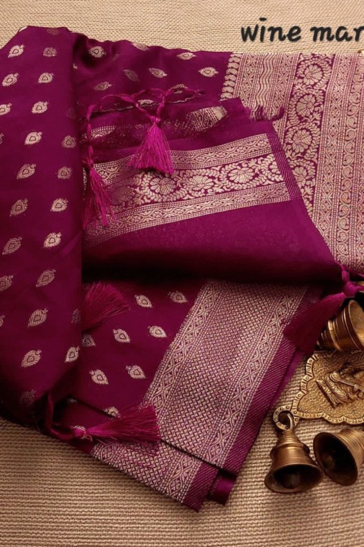 Premium Soft silk saree with zari border & Tessels