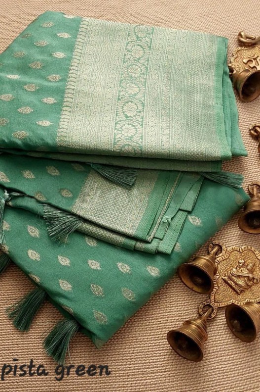 Premium Soft silk saree with zari border & Tessels